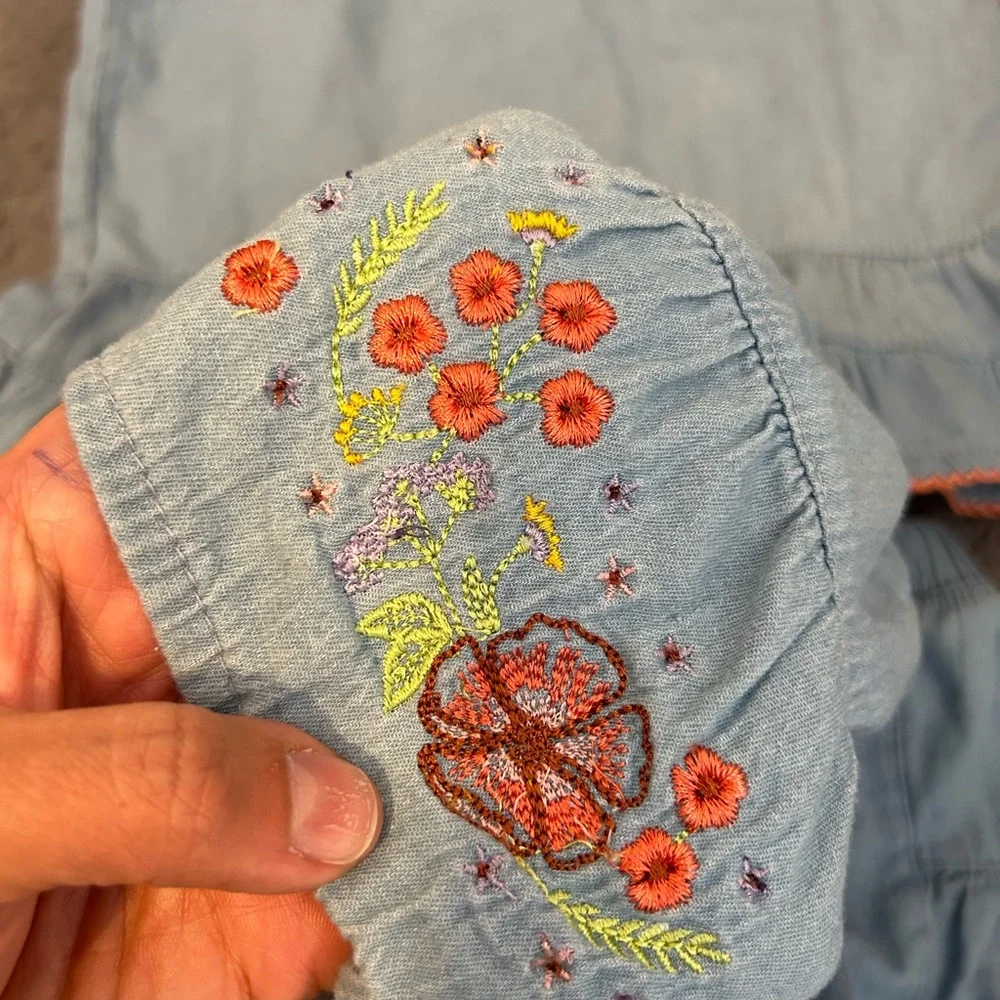 Vince Camuto denim and floral summer set